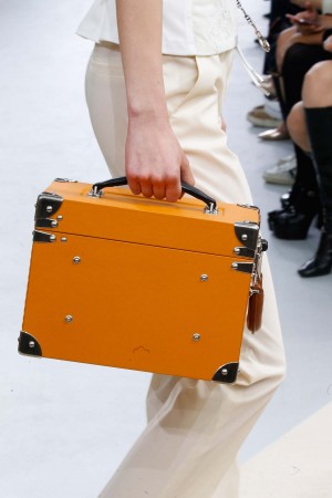 Louis-Vuitton-Orange-Mini-Trunk-Bag-Fall-2015-Runway-300×450 | LOVEITLUXE.COM